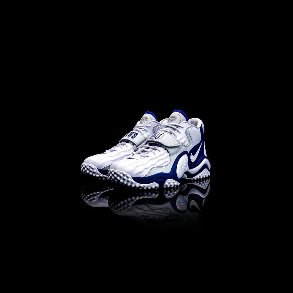 COPY - Barry Sanders x Nike  Air Zoom Turf Jet 97’